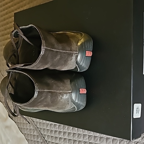 Men's Vintage Wingtip Prada desert boots. - Picture 3 of 4